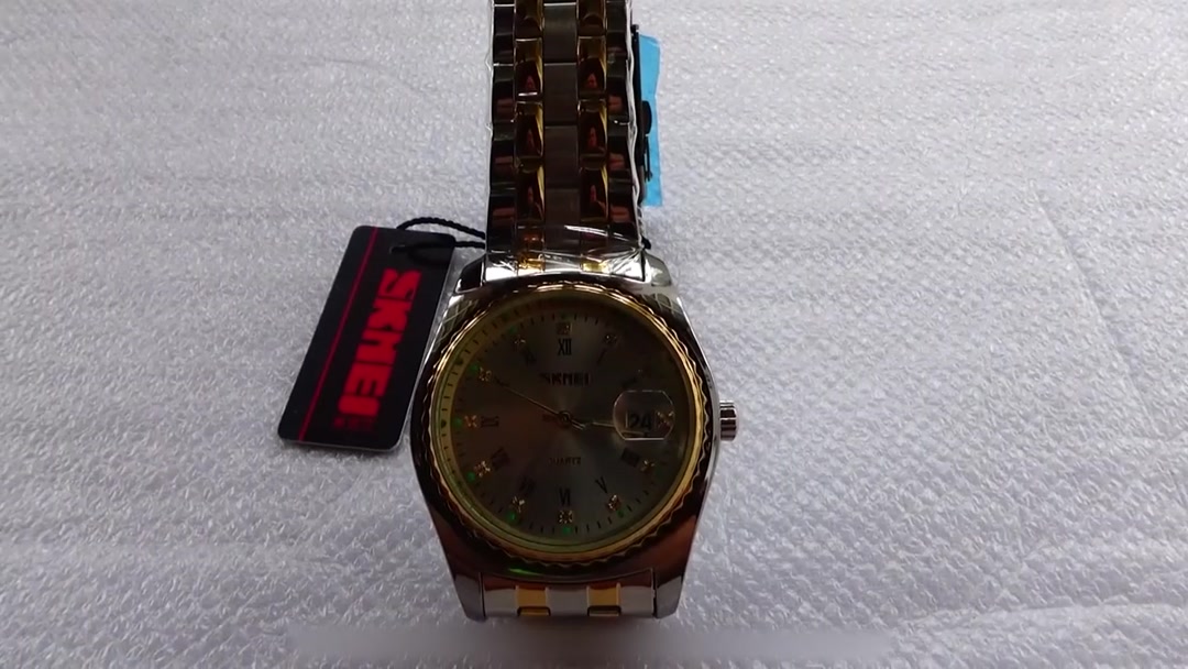 881530