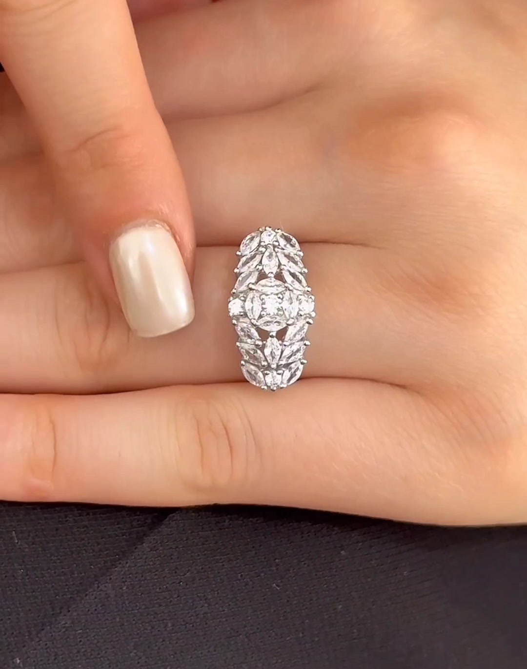 انگشتر نقره زنانه مدل فلاور 136